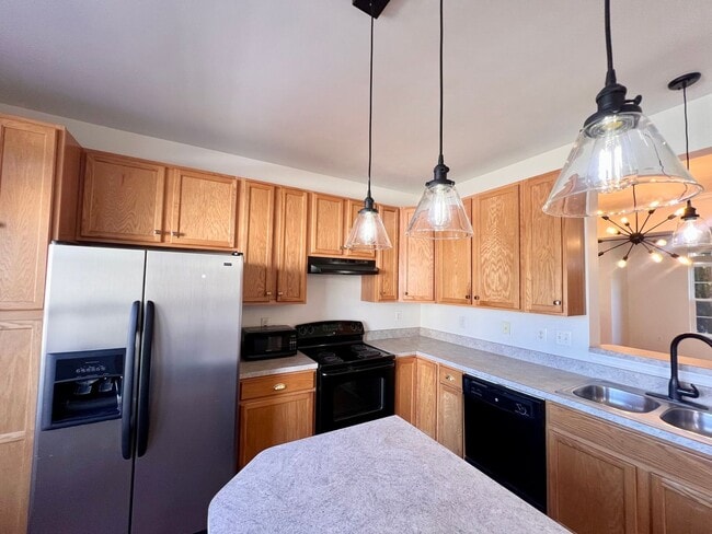 Building Photo - 357 Rolkin Rd