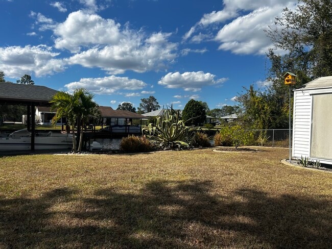 Building Photo - 1136 Peach Tree Dr