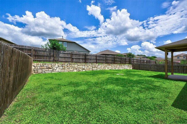 Building Photo - 126 Screech Owl Dr