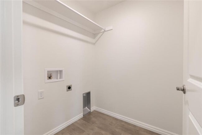Building Photo - Brand New Taber Home + Norman + 3 Bedrooms...