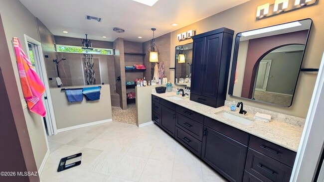 Building Photo - 64275 E Orangewood Ln