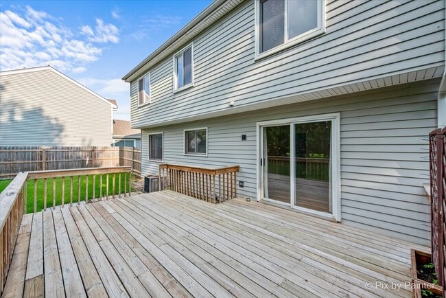 Building Photo - 676 Concord Dr