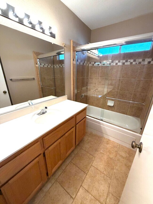 Building Photo - Beautiful 2-Story Home in the highly sought after Stanford Ranch community!