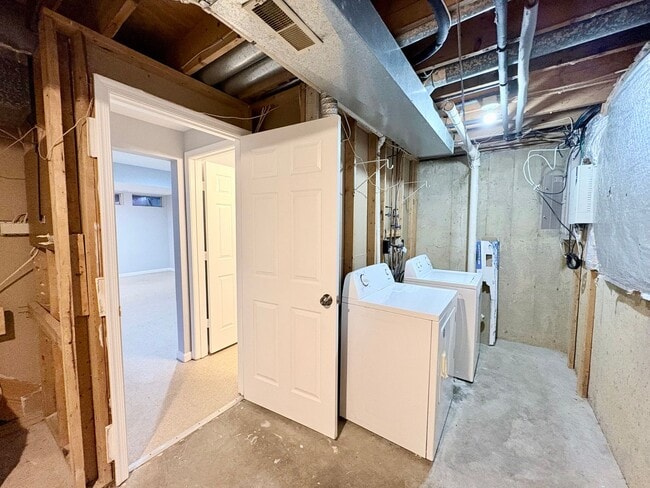 Building Photo - Beautifully Renovated 4-Bedroom Home in Owings Mills, MD!