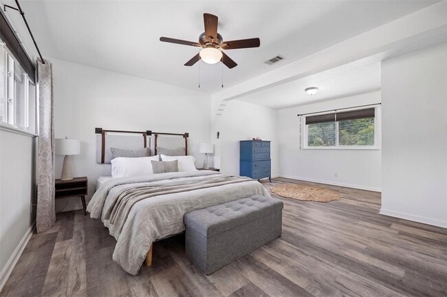 Building Photo - 411 Ramble Ln