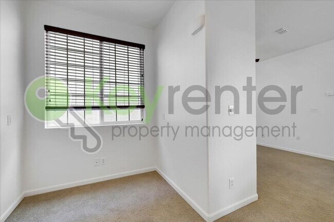 Building Photo - 10923 Oakham Dr