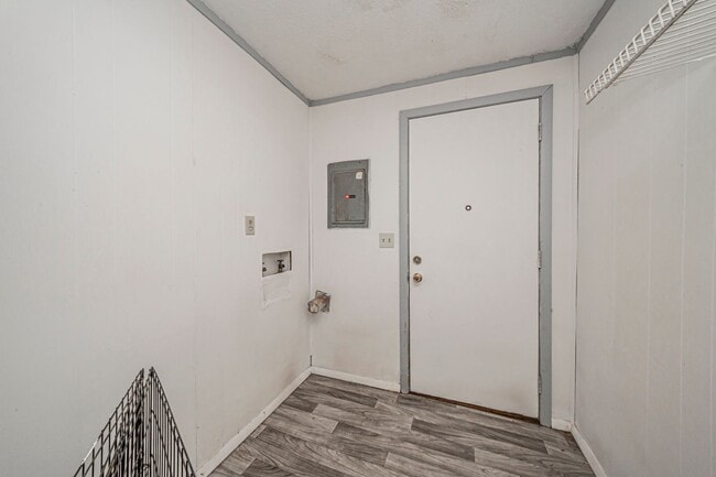 Building Photo - Please View the 3D Virtual Walk Through Before Scheduling A Showing