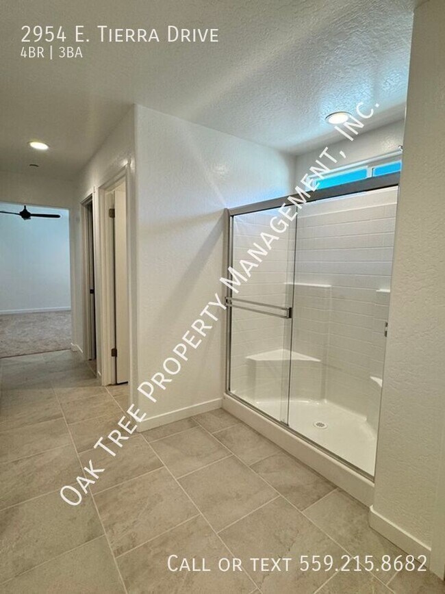 Building Photo - 2954 E Tierra Dr