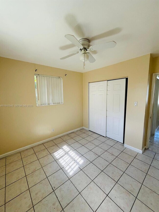 Building Photo - 125 NW 12th Ave