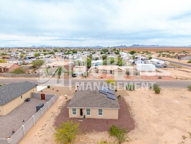 Building Photo - Beautiful New Home in Arizona City