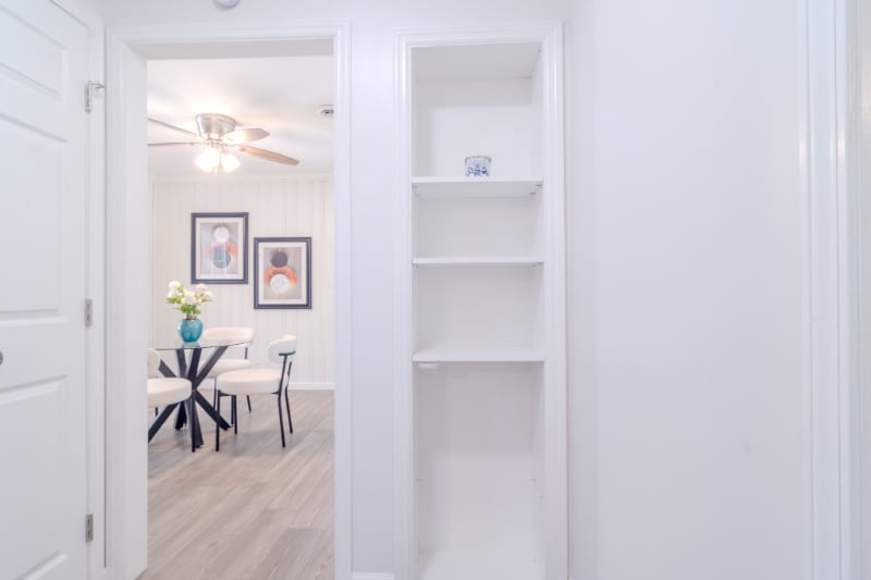 Building Photo - 317 Community Dr