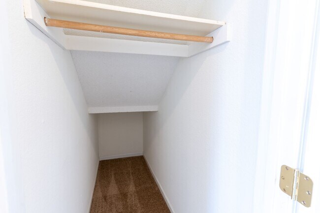 Building Photo - 4306-4308 Cheryl Ct.