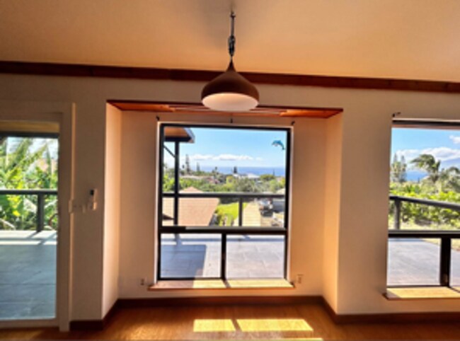 Building Photo - Stunning Ocean Views Unfurnished 1 Bed 1 Bath Rental in Maui Meadows – Prime Location