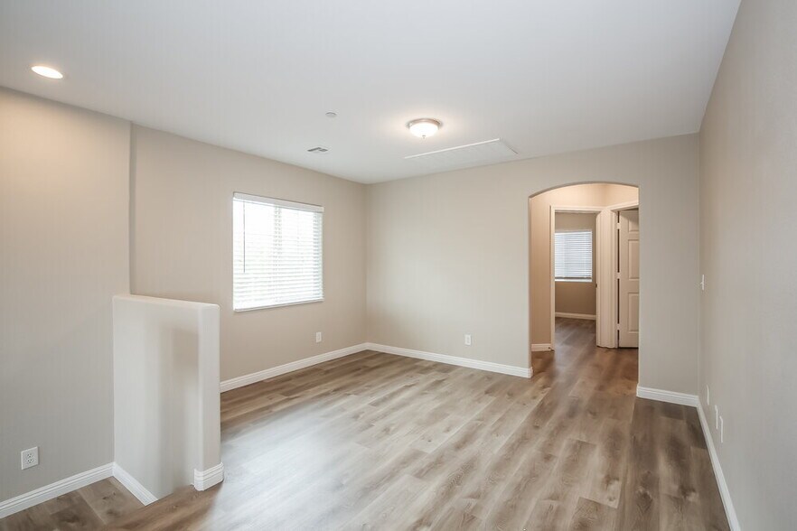 Building Photo - 7706 Unicorn Tapestry Ct