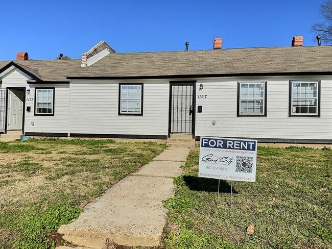 Building Photo - 1157 N Belvedere Blvd