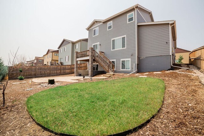 Building Photo - Bright & Spacious 3 Bed + Loft | 3-Car Garage in North Fort Collins