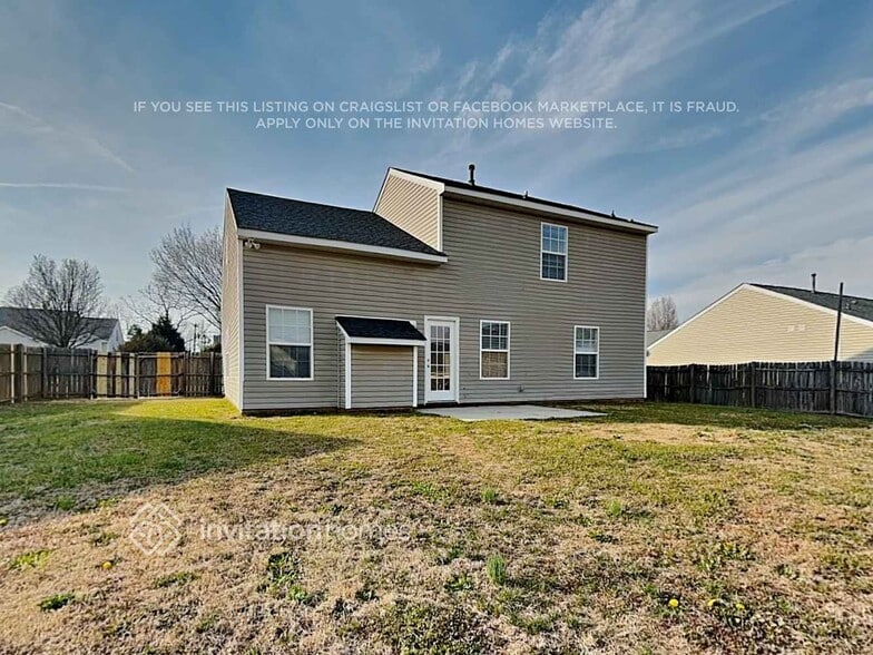 Building Photo - 4840 Aldersbrook Dr