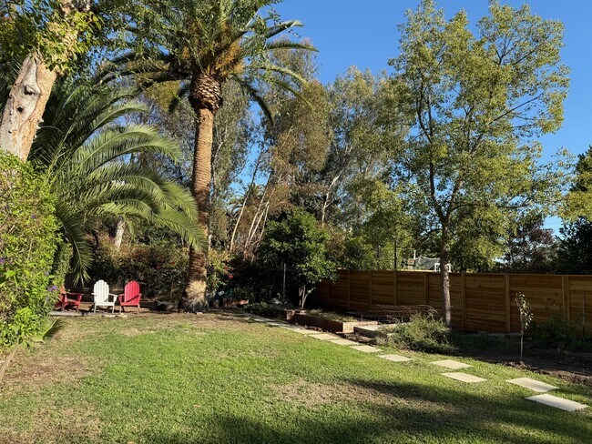 Building Photo - 108 Buena Vista Dr