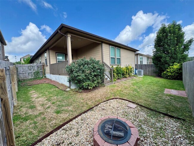 Building Photo - 252 Prairie Vista