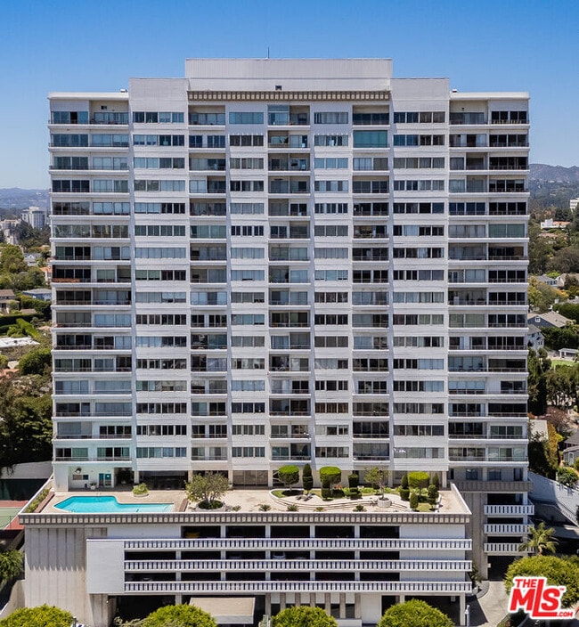 Building Photo - 10501 Wilshire Blvd