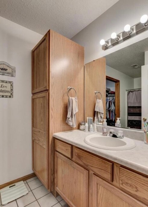 Building Photo - 1531 Lucas Dr