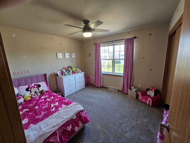 Third Bedroom - 4868 Innovation Dr