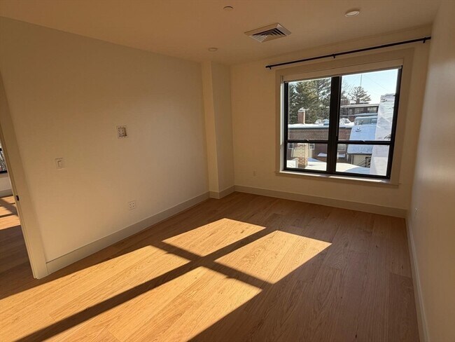 Building Photo - 1025 Massachusetts Ave