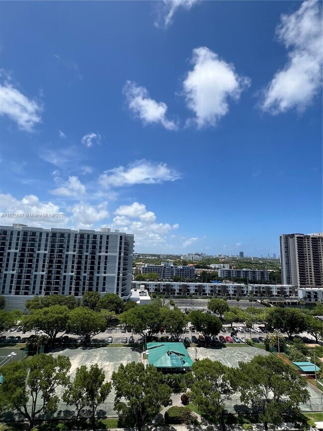Building Photo - 11113 Biscayne Blvd