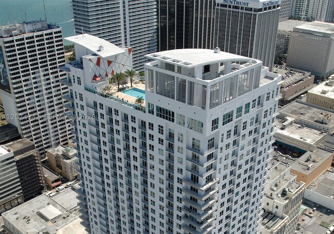 Building Photo - 133 NE 2nd St