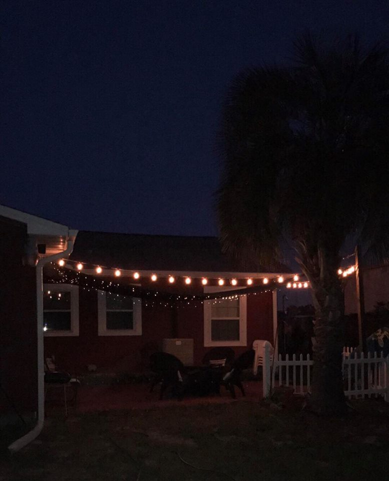 Back Porch - 606 Lantana St