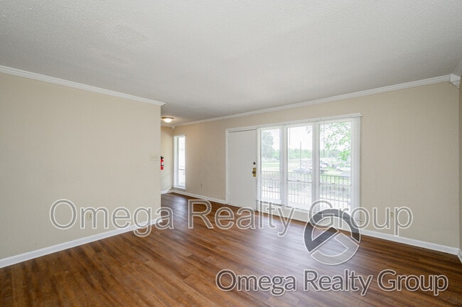 Building Photo - 4724 S Court St