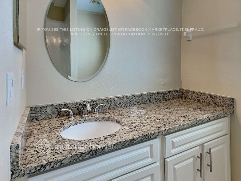 Building Photo - 30603 Wrencrest Dr