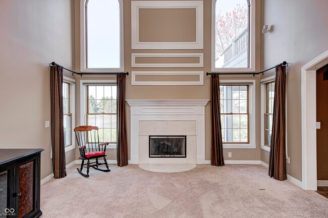 Building Photo - 2009 W 250 N