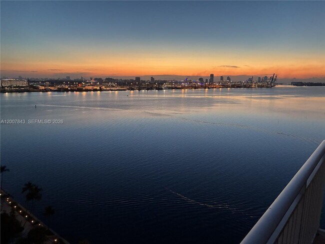 Building Photo - 770 Claughton Island Dr