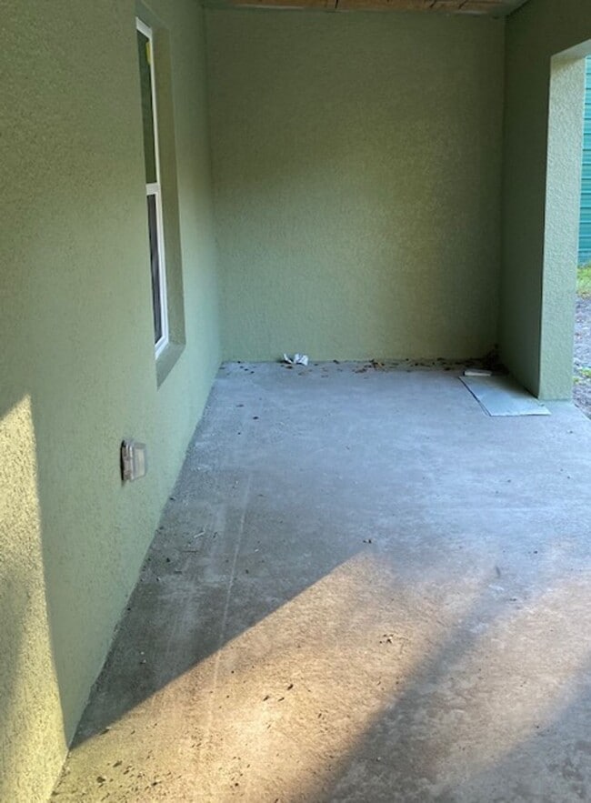 Building Photo - RENT BY THE ROOM - 1/2 or Whole Home!