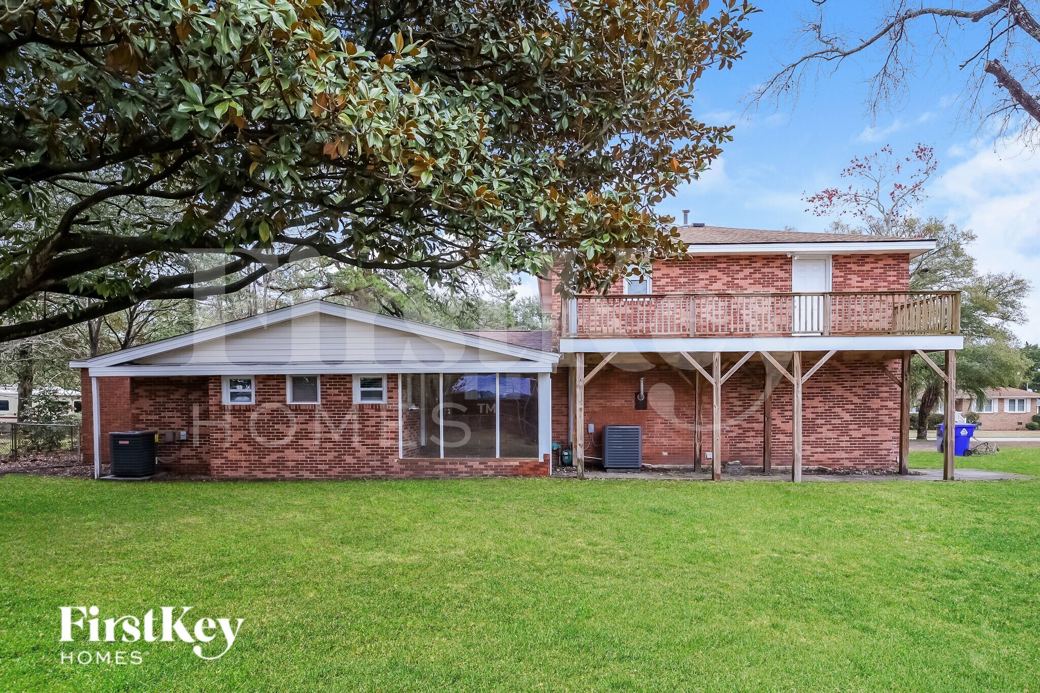 Building Photo - 4715 Glenn St