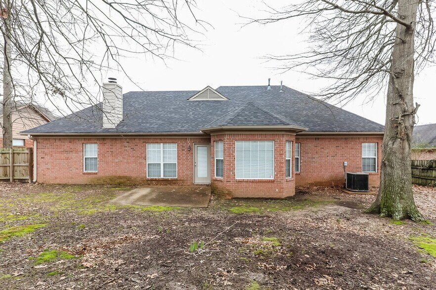 Building Photo - 7743 Shadow Hills Dr