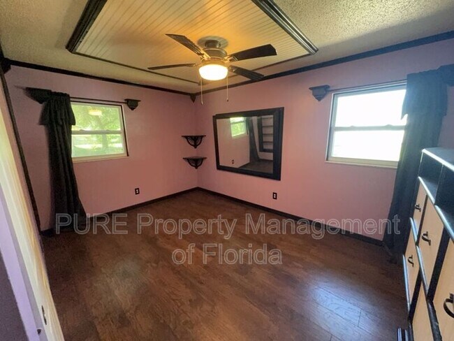 Building Photo - 12300 SE 128th Ct