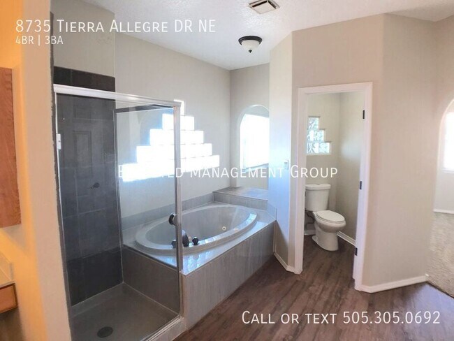 Building Photo - 8735 Tierra Alegre Dr NE