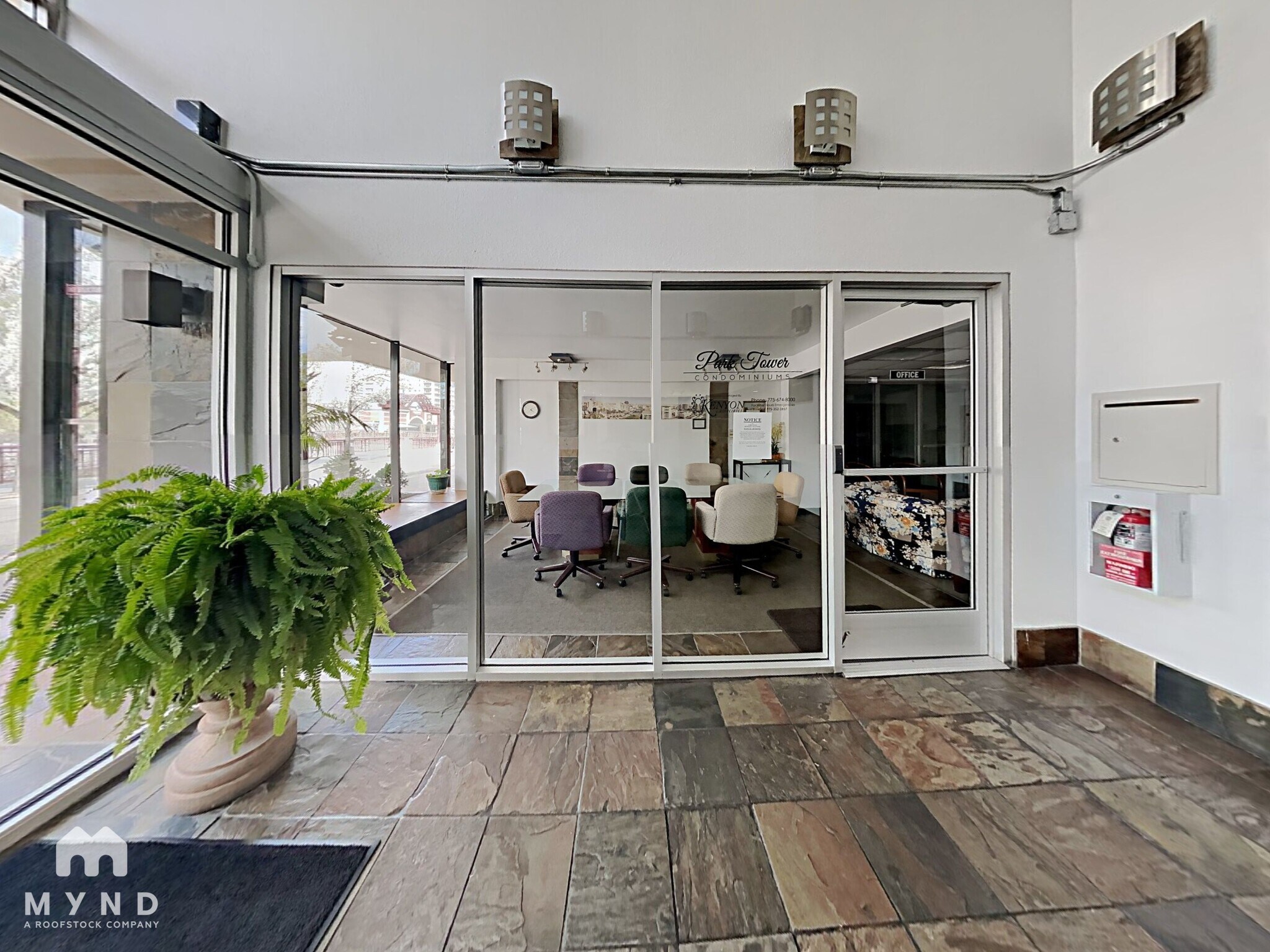 Building Photo - 280 Island Ave