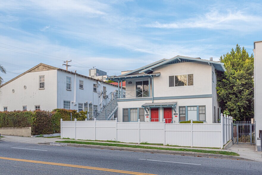 Building Photo - 1038 N Crescent Heights Blvd