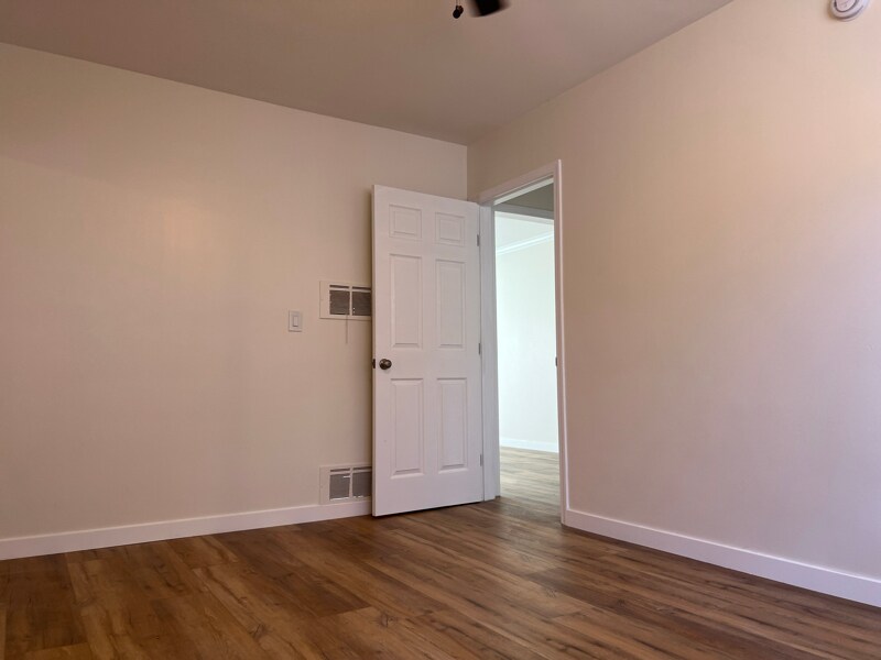 Building Photo - 4469 Murietta Ave