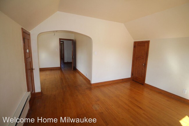 Building Photo - 4703 N 39th St
