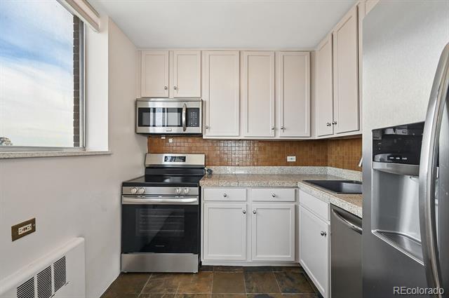 Building Photo - 1200 Vine St