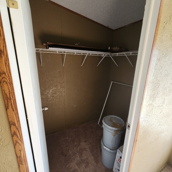 Building Photo - 15271 Country W Dr