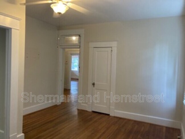 Building Photo - 2809 Lombardy Ct