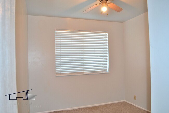 Building Photo - 2611 W 5625 S