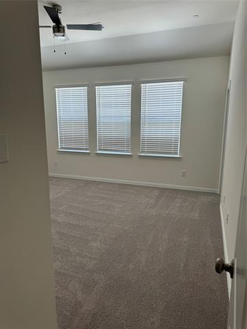 Building Photo - 2821 Jacaranda Dr