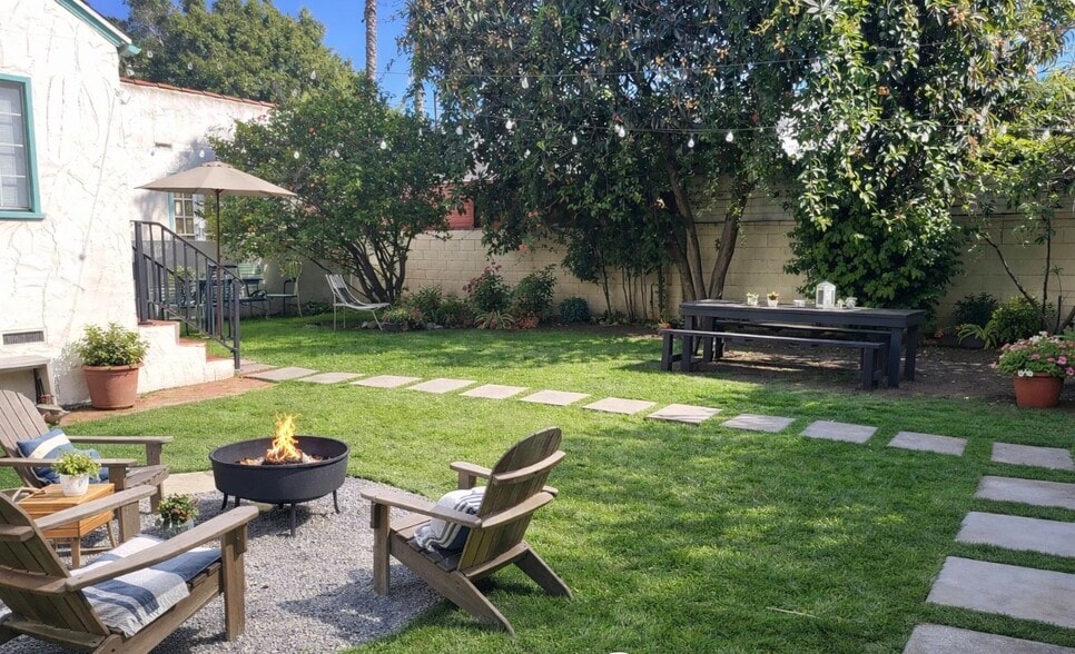 Building Photo - 459 N Alfred St