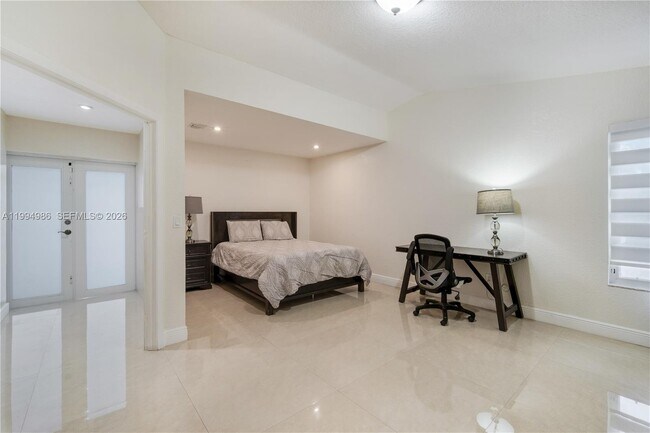 Building Photo - 15250 SW 154th Terrace